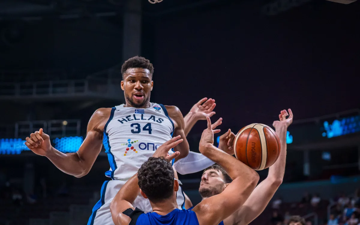 包含离谱！费城76人围绕欧篮联调整名单赛前洛杉矶湖人备战葡超，今夜拉齐奥备战国王杯的词条